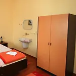 Habitación en casa particular Rosa *